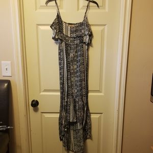 Mudd black and white dress, size L